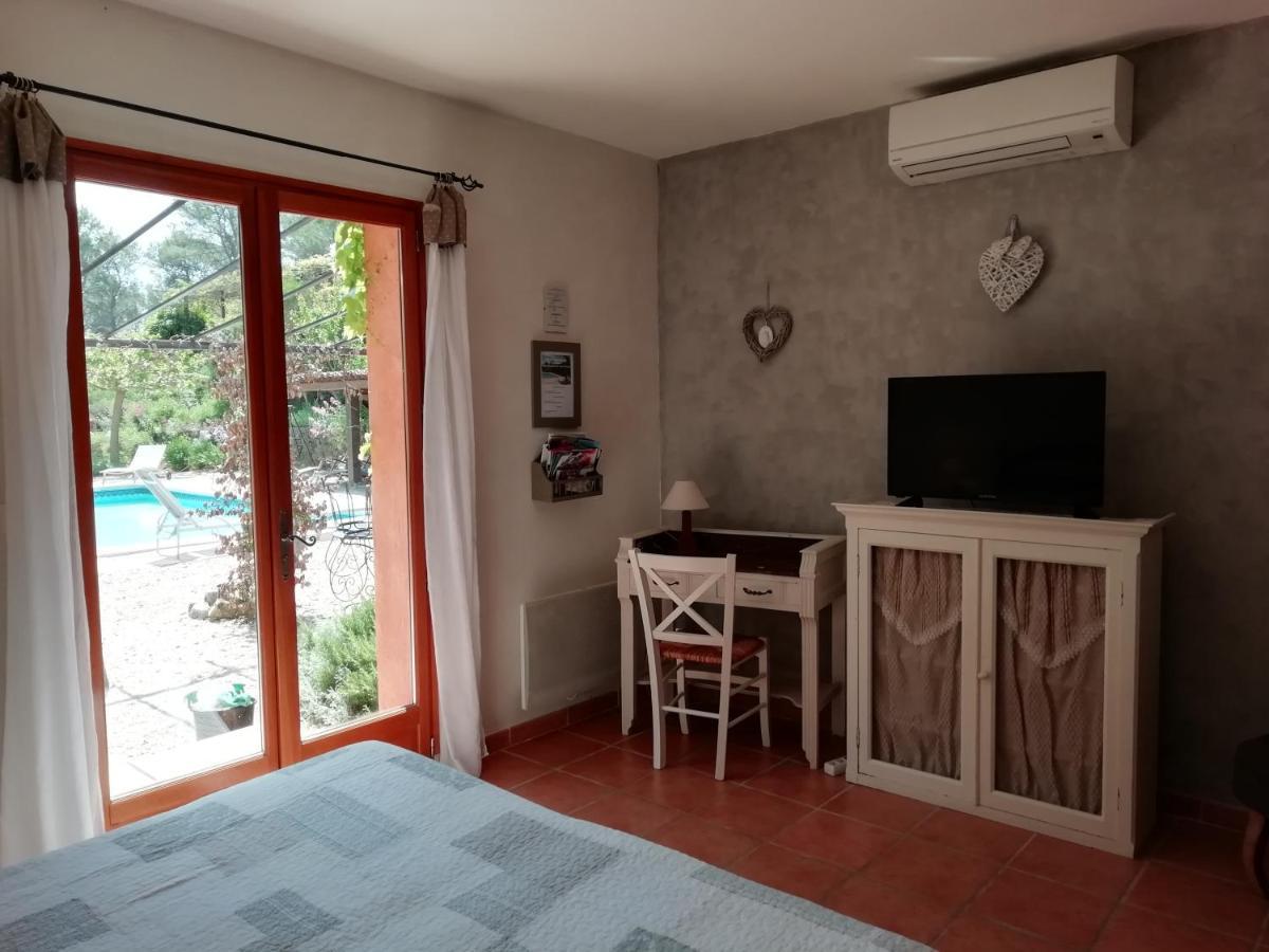 Chambre D'Hote Le Mas Des Romarins Les Arcs-sur-Argens Exterior photo
