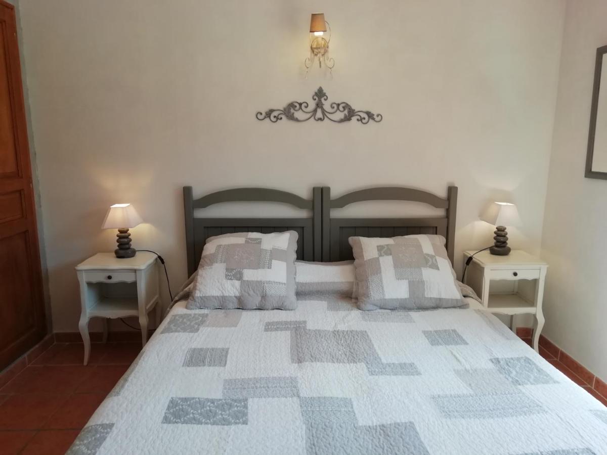 Chambre D'Hote Le Mas Des Romarins Les Arcs-sur-Argens Exterior photo